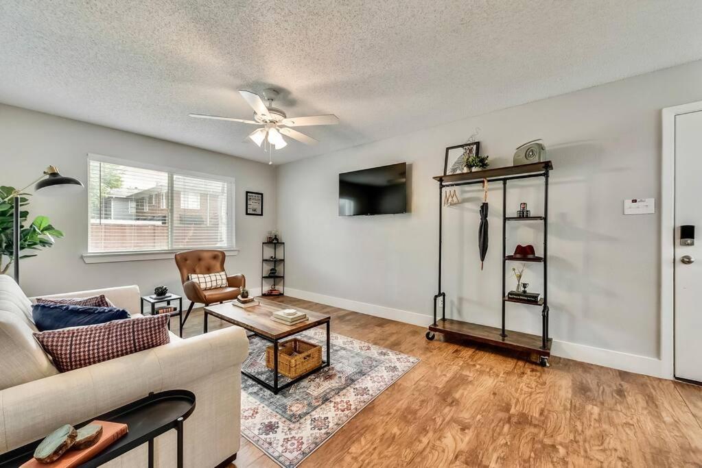 Near Downtown Dallas - The Dapper Charm Exterior photo