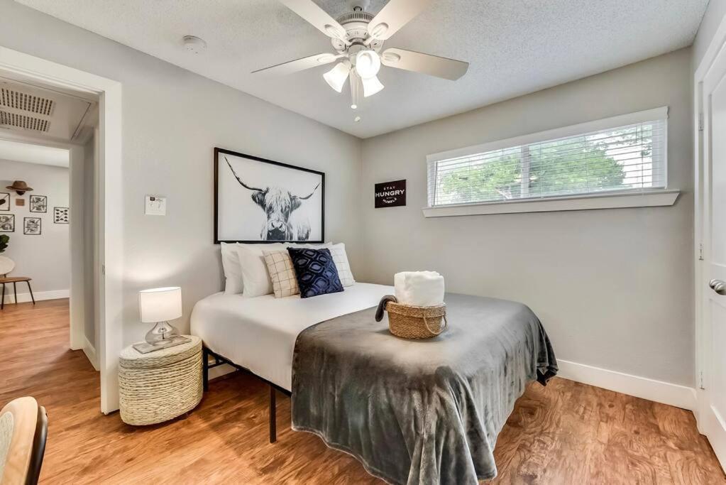 Near Downtown Dallas - The Dapper Charm Exterior photo
